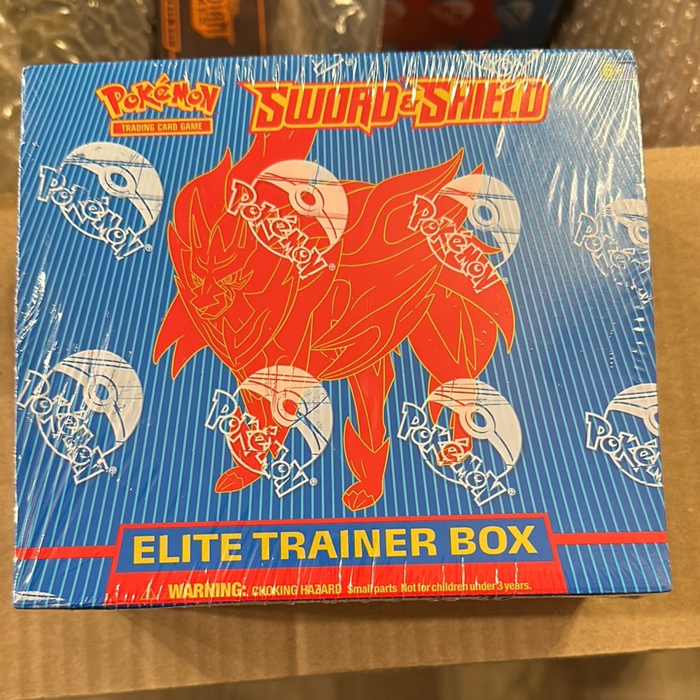 Pokemon Sword & Shield Elite Trainer Box